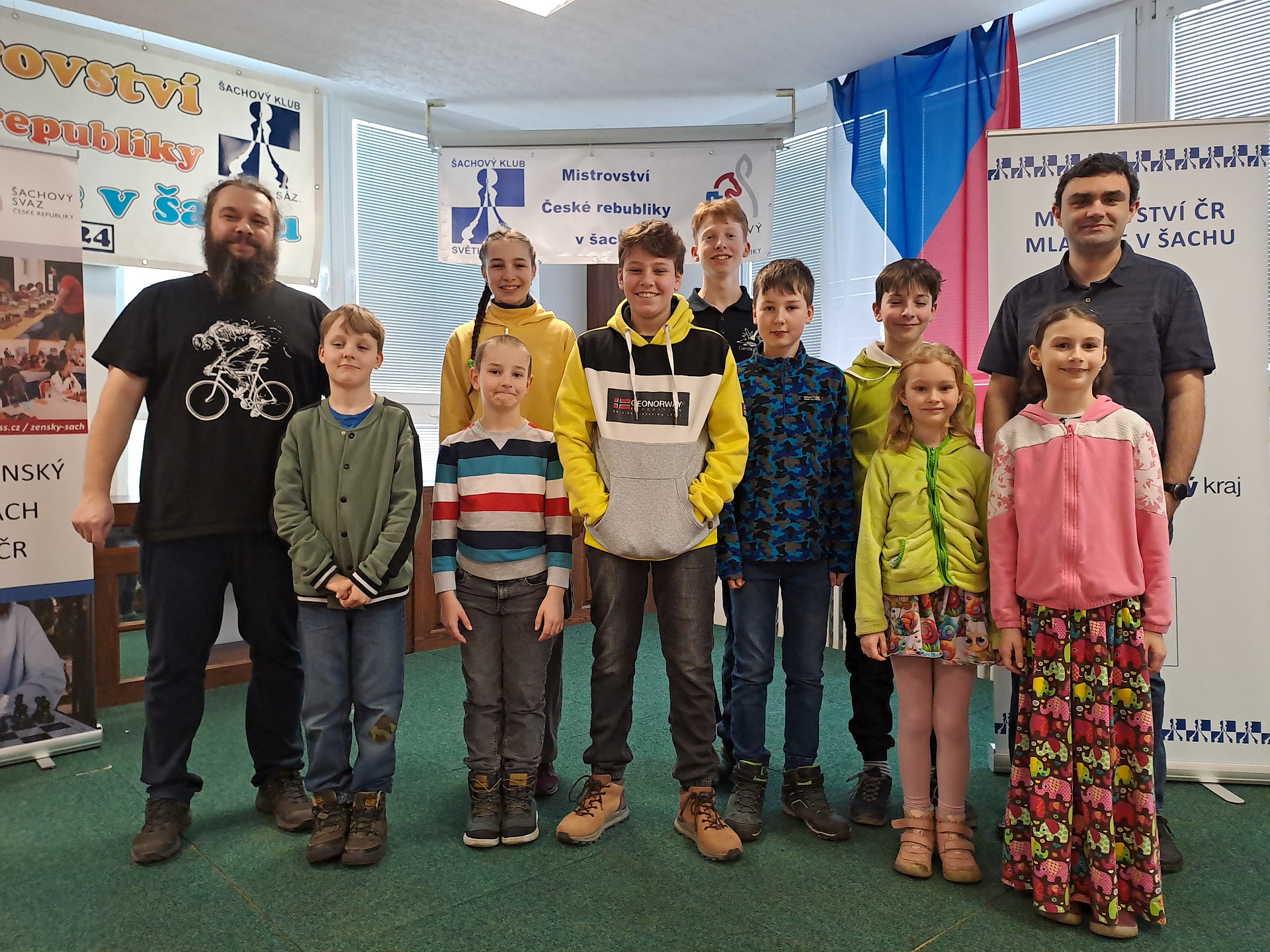 MČR mládeže do 16 let a doprovodný open